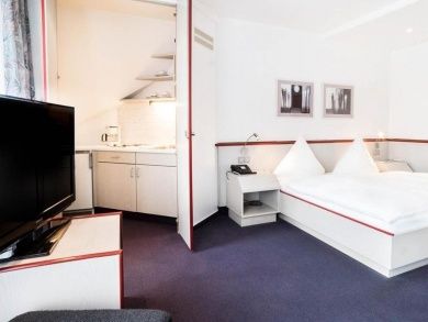 Hennedamm Hotel