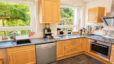 Villa Gast Salmagundi – Gruppenferienwohnung am Mittelrhein für 14 Erwachsene + 2 Kinder