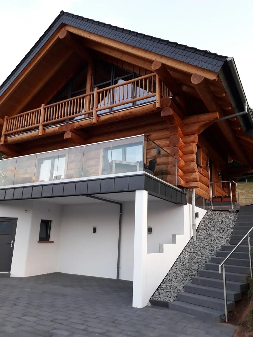 Blockhaus Berg-Kristall