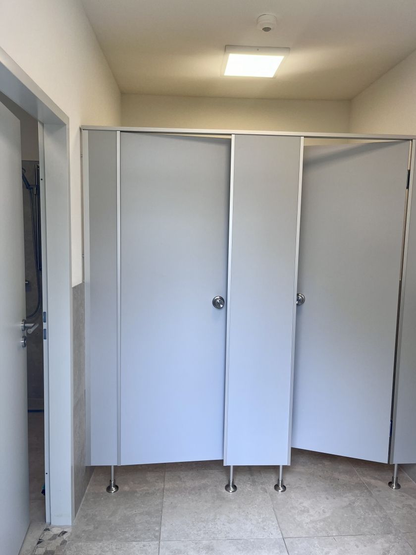 Toiletten/Dusch - Wohnmobilstellplatz