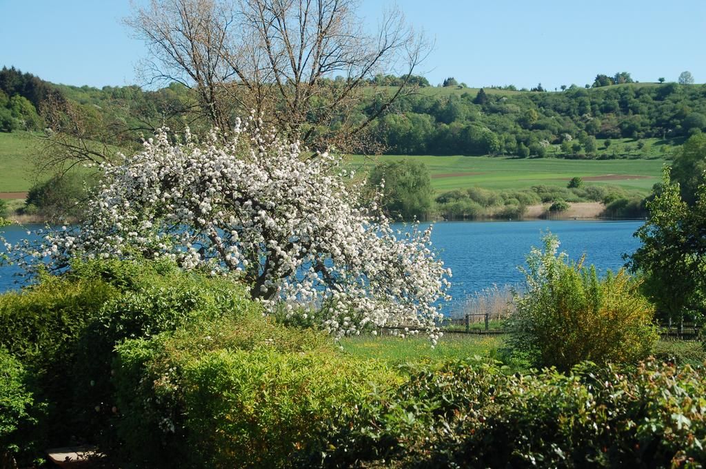 Hotel - Cafe Maarblick in der Vulkaneifel - UFERZONE14