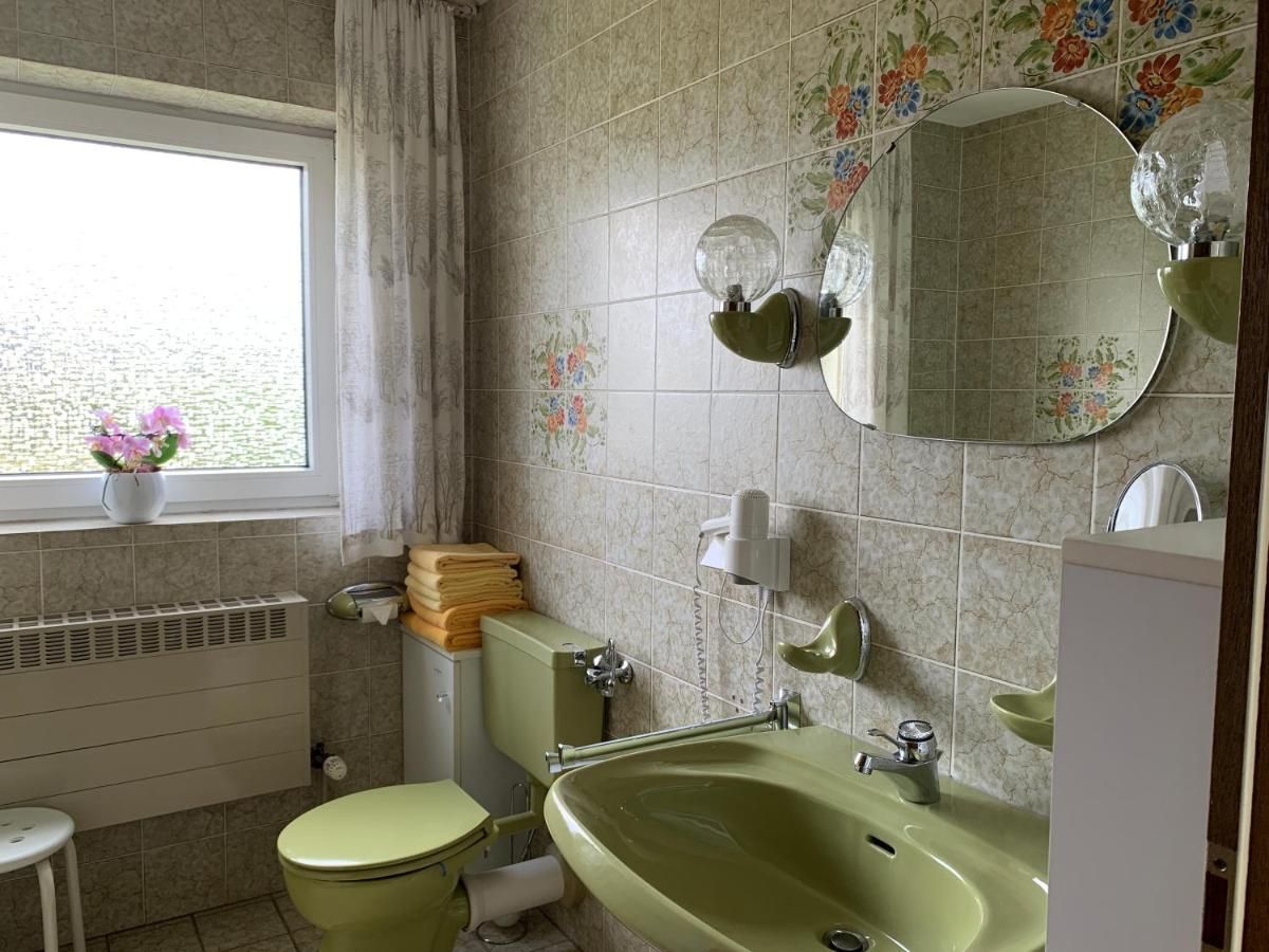 Ferienwohnung und Gästezimmer Haus Berndorf