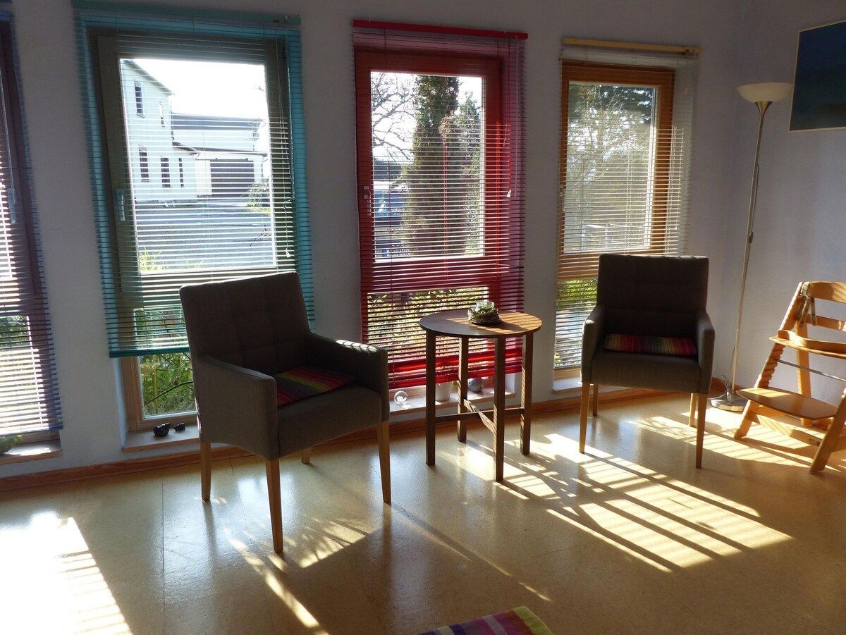 Schlafzimmer, groß mit Sitzecke