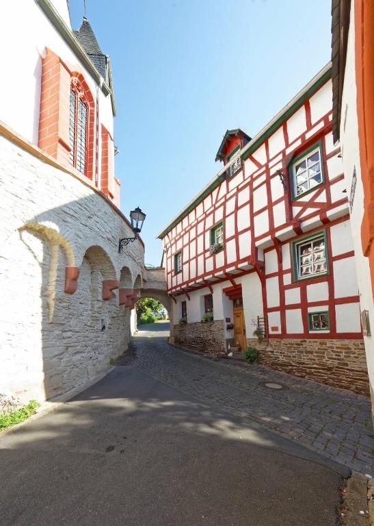 Mosel Ferienwohnung im Weingut Borchert – Springiersbacher Hof