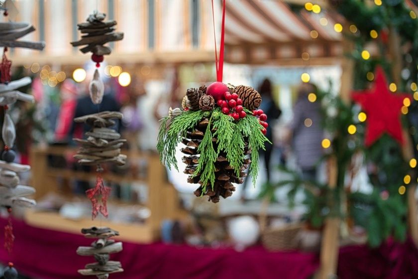 Wein-Nachts-Markt im Kloster Marienthal